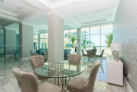2501 S Ocean Drive Hollywood FL 33019
