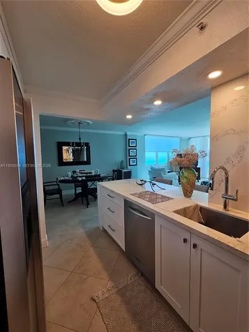 2501 S Ocean Drive Hollywood FL 33019