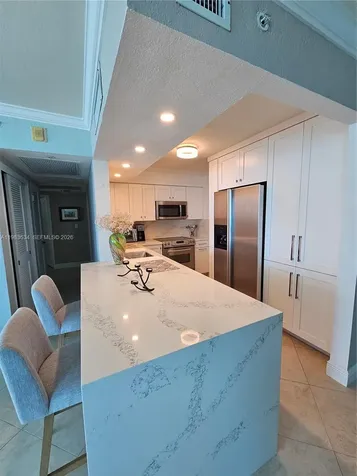 2501 S Ocean Drive Hollywood FL 33019