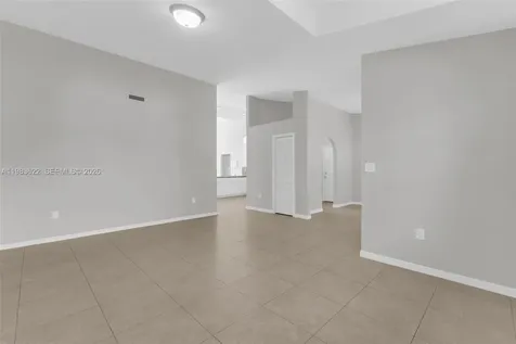 10635 NW 54th Street Doral FL 33178