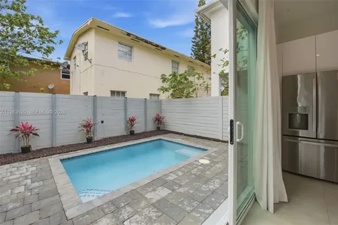 3525 Day Avenue Miami FL 33133
