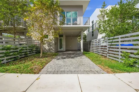 3525 Day Avenue Miami FL 33133