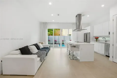 3525 Day Avenue Miami FL 33133