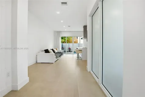 3525 Day Avenue Miami FL 33133