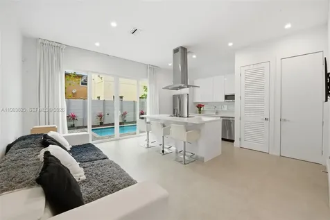3525 Day Avenue Miami FL 33133