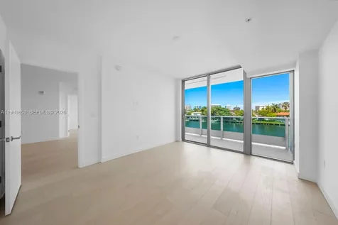 9221 E Bay Harbor Drive Bay Harbor Islands FL 33154