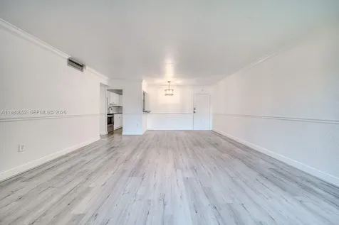 9459 SW 76th Street Miami FL 33173