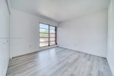 9459 SW 76th Street Miami FL 33173