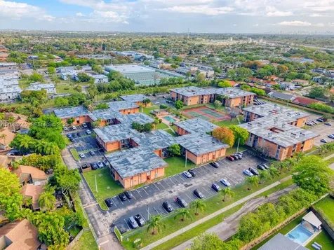 9459 SW 76th Street Miami FL 33173