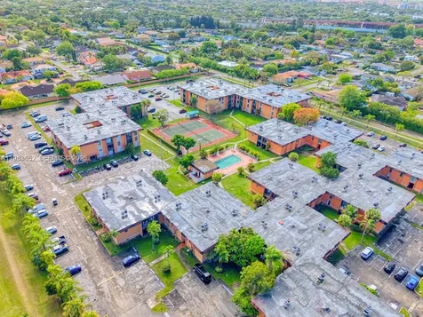 9459 SW 76th Street Miami FL 33173
