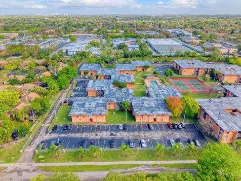 9459 SW 76th Street Miami FL 33173