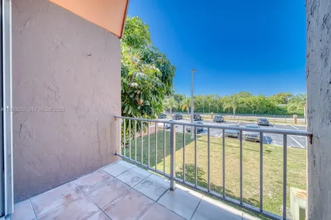 9459 SW 76th Street Miami FL 33173