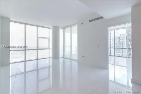 851 NE 1st Avenue Miami FL 33132