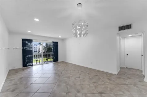 7722 Camino Real Miami FL 33143