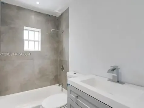 460 NW 82nd Terrace Miami FL 33150