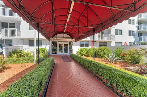 1251 NE 108th Street Miami FL 33161