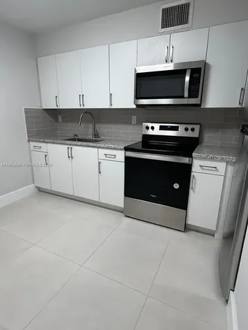 2970 SW 38th Court Miami FL 33134