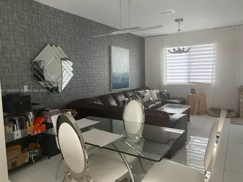 4745 NW 84th Court Doral FL 33166