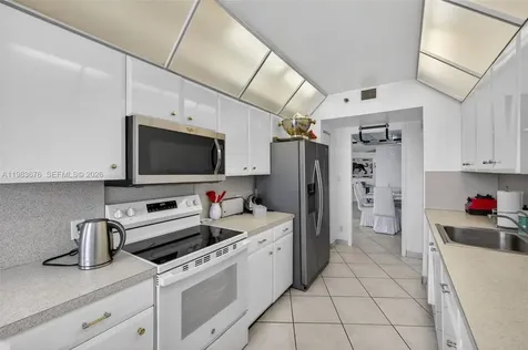 20281 E Country Club Drive Aventura FL 33180