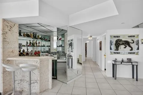 20281 E Country Club Drive Aventura FL 33180