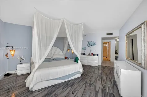 20281 E Country Club Drive Aventura FL 33180
