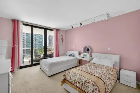 20281 E Country Club Drive Aventura FL 33180
