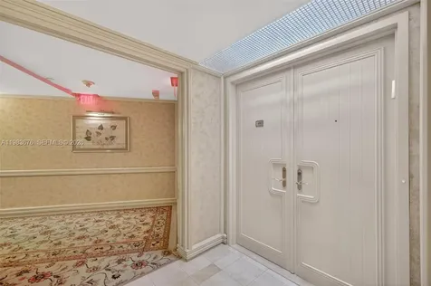 20281 E Country Club Drive Aventura FL 33180