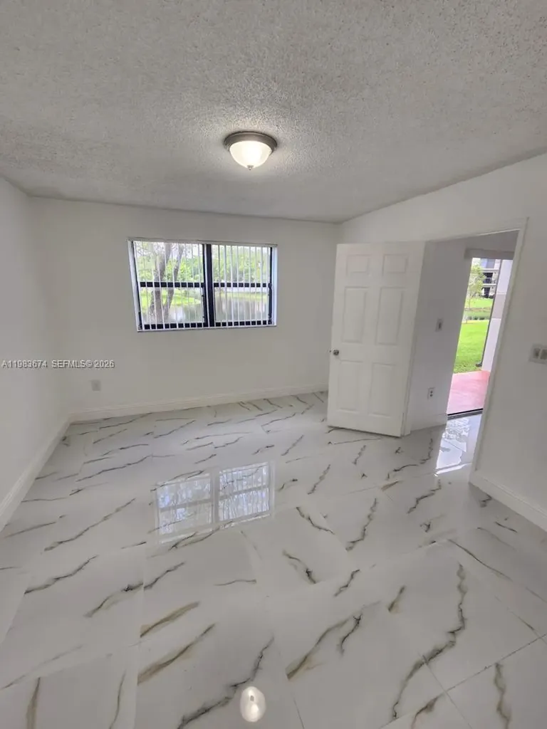 9845 Nob Hill Court Sunrise FL 33351