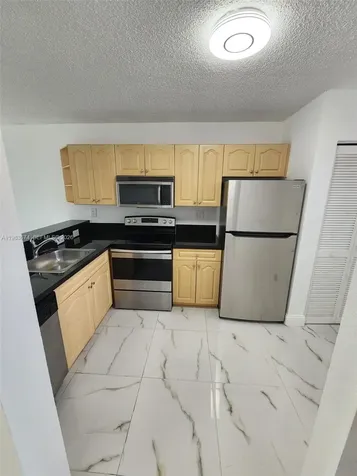 9845 Nob Hill Court Sunrise FL 33351