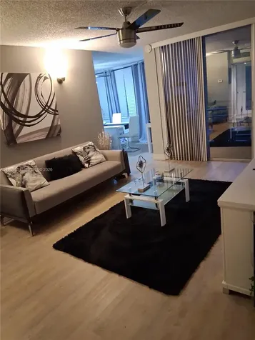 9450 Live Oak Place Davie FL 33324