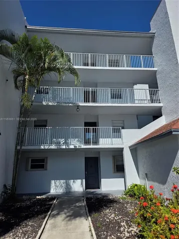 9450 Live Oak Place Davie FL 33324