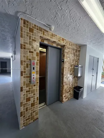 9450 Live Oak Place Davie FL 33324