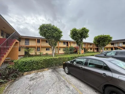 4050 NW 135th Street Opa-Locka FL 33054