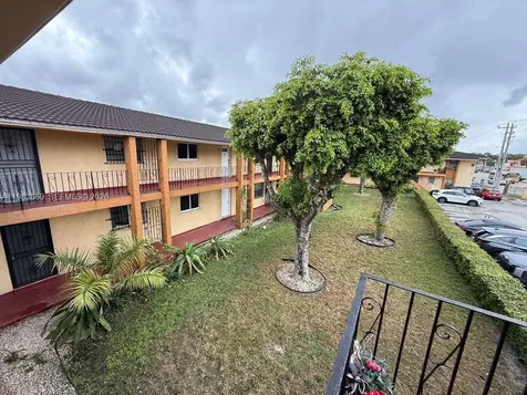 4050 NW 135th Street Opa-Locka FL 33054
