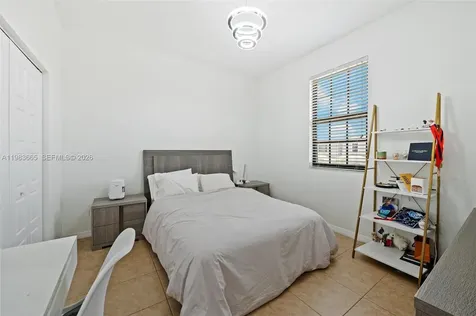 659 NE 191st Street Miami FL 33179