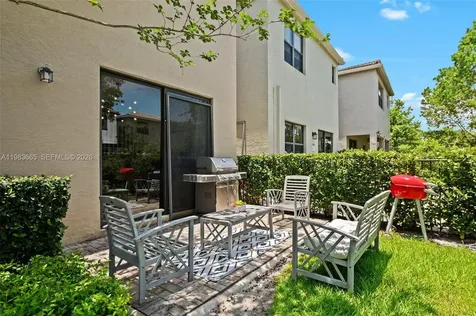 659 NE 191st Street Miami FL 33179