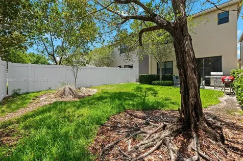 659 NE 191st Street Miami FL 33179