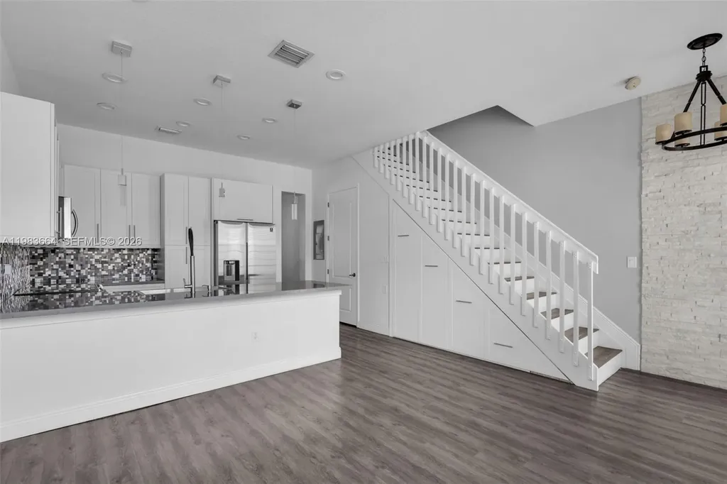 624 SW 147th Avenue Pembroke Pines FL 33027