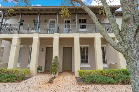 624 SW 147th Avenue Pembroke Pines FL 33027