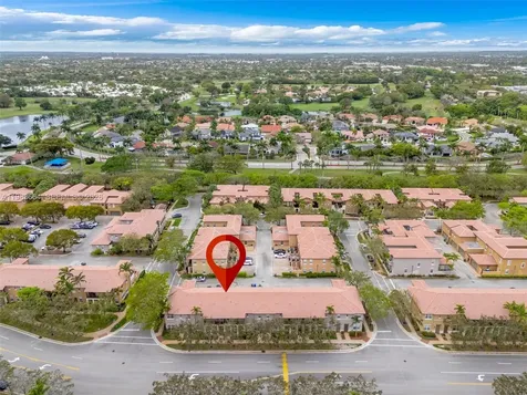 624 SW 147th Avenue Pembroke Pines FL 33027