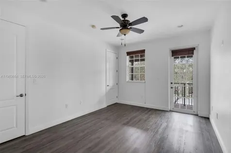 624 SW 147th Avenue Pembroke Pines FL 33027