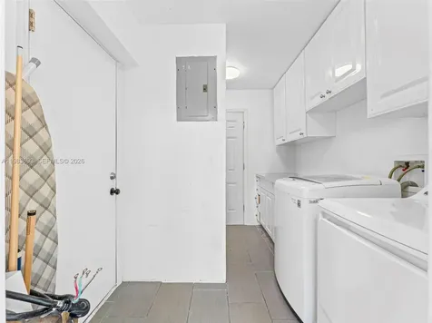 1432 NE 5th Avenue Fort Lauderdale FL 33304