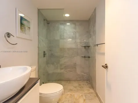 9821 E Bay Harbor Drive Bay Harbor Islands FL 33154