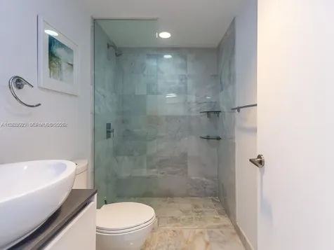 9821 E Bay Harbor Drive Bay Harbor Islands FL 33154