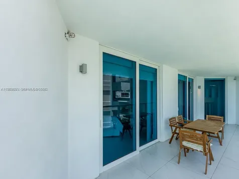 9821 E Bay Harbor Drive Bay Harbor Islands FL 33154