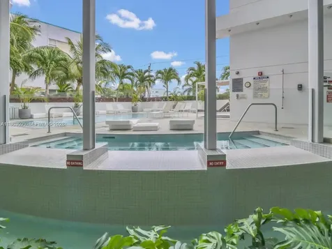 9821 E Bay Harbor Drive Bay Harbor Islands FL 33154