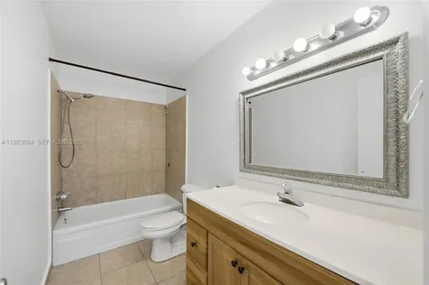 4320 Washington Street Hollywood FL 33021