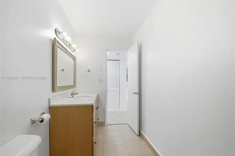 4320 Washington Street Hollywood FL 33021