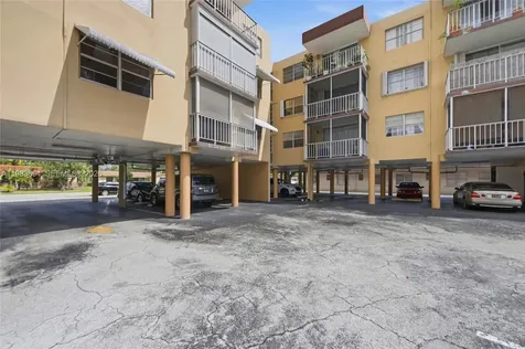 4320 Washington Street Hollywood FL 33021