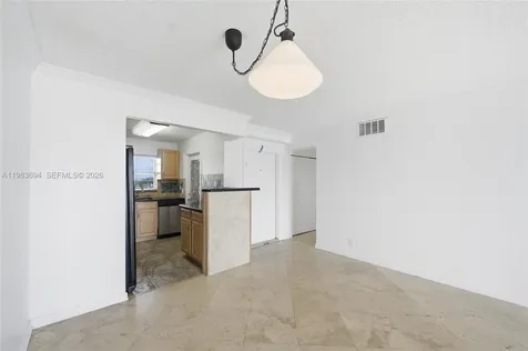 4320 Washington Street Hollywood FL 33021